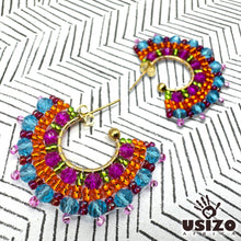 Load image into Gallery viewer, Zola C-Hoop Earrings Small