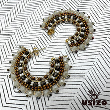 Load image into Gallery viewer, Zola C-Hoop Earrings Medium