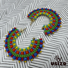 Load image into Gallery viewer, Zola C-Hoop Earrings Medium