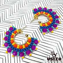 Load image into Gallery viewer, Zola C-Hoop Earrings Small
