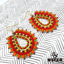 Load image into Gallery viewer, Zola Tear Drop Earrings Medium