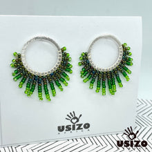 Load image into Gallery viewer, Umusa Studs 2cm