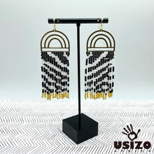 Load image into Gallery viewer, Zebra Tassel Earrings